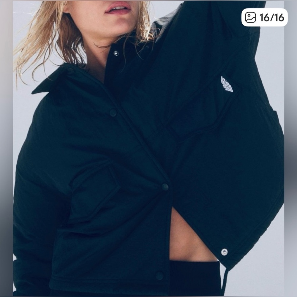 *NWT* FREE PEOPLE OFF THE BLEACHERS COACHES JACKET